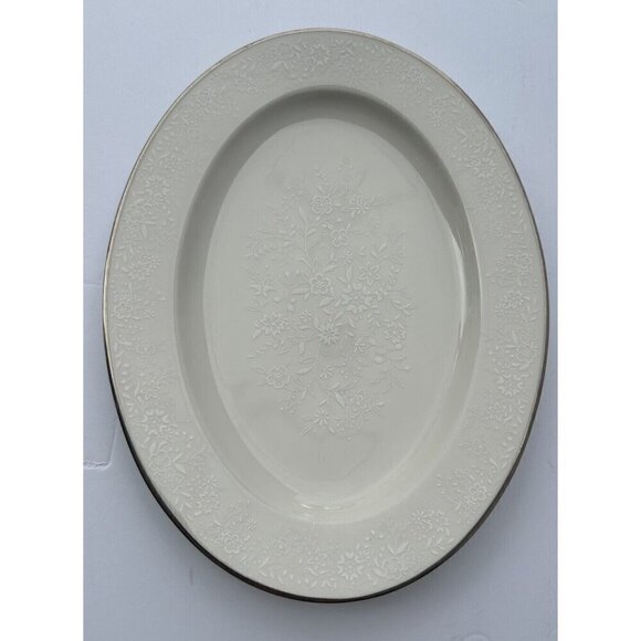Noritake AFFECTION 11” Oval Serving Platter Ivory China Porcelain 7192 - Picture 1 of 5